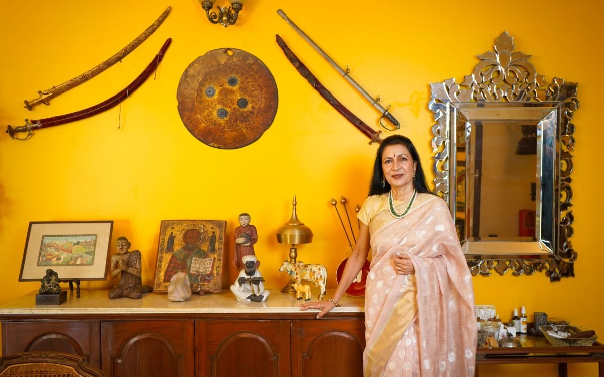 Elegance in Motion: A 21st-Century Royal